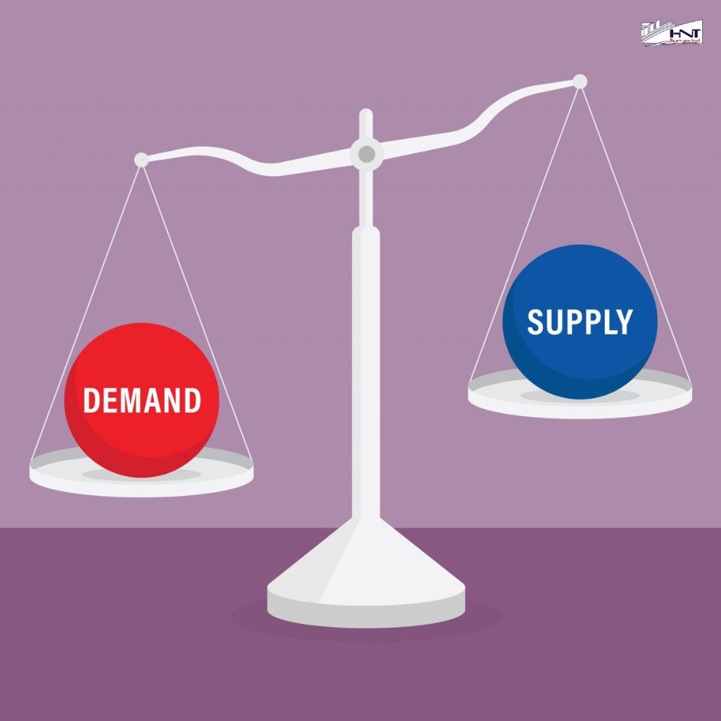 Elements of supply and demand affect the freight ship sea rise or fall